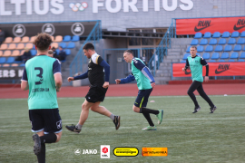 <a href="https://st.getinfootball.com/albums/1093794/67eadf80b7ec9_1920.jpg" target="_blank">Завантажити оригінал</a>