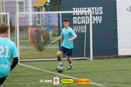 <a href="https://st.getinfootball.com/albums/1093808/67eaf9df66064_1920.jpg" target="_blank">Завантажити оригінал</a>