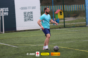 <a href="https://st.getinfootball.com/albums/1093808/67eafb289de74_1920.jpg" target="_blank">Завантажити оригінал</a>