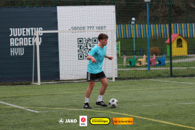 <a href="https://st.getinfootball.com/albums/1093936/67f4020cda35c_1920.jpg" target="_blank">Завантажити оригінал</a>