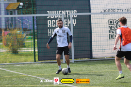<a href="https://st.getinfootball.com/albums/1094050/67fd62388427d_1920.jpg" target="_blank">Завантажити оригінал</a>