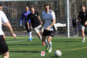 <a href="https://st.getinfootball.com/albums/1094113/67ff98083cc85_1920.jpg" target="_blank">Download original</a>