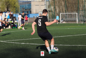 <a href="https://st.getinfootball.com/albums/1094116/67ff9c9eaa295_1920.jpg" target="_blank">Download original</a>