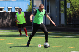<a href="https://st.getinfootball.com/albums/1094308/6814a5a6a3982_1920.jpg" target="_blank">Download original</a>