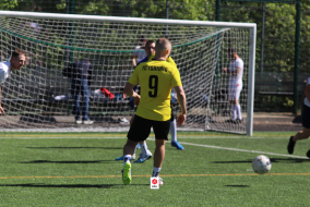 <a href="https://st.getinfootball.com/albums/1094313/6814a8be6f280_1920.jpg" target="_blank">Download original</a>