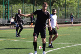 <a href="https://st.getinfootball.com/albums/1094314/6814aa919c2eb_1920.jpg" target="_blank">Download original</a>