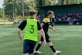 <a href="https://st.getinfootball.com/albums/1094337/681619501a813_1920.jpeg" target="_blank">Завантажити оригінал</a>
