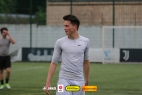 <a href="https://st.getinfootball.com/albums/1094385/6819000c8ef1f_1920.jpg" target="_blank">Завантажити оригінал</a>