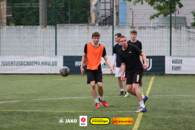 <a href="https://st.getinfootball.com/albums/1094385/6819011d1b848_1920.jpg" target="_blank">Завантажити оригінал</a>