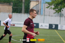 <a href="https://st.getinfootball.com/albums/1094386/681900bcaaf94_1920.jpg" target="_blank">Завантажити оригінал</a>