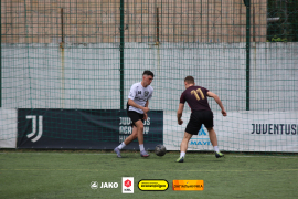 <a href="https://st.getinfootball.com/albums/1094386/681901302f865_1920.jpg" target="_blank">Завантажити оригінал</a>