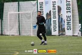 <a href="https://st.getinfootball.com/albums/1094388/681908395e255_1920.jpg" target="_blank">Завантажити оригінал</a>