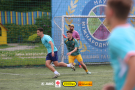 <a href="https://st.getinfootball.com/albums/1094388/681909ba688b6_1920.jpg" target="_blank">Завантажити оригінал</a>
