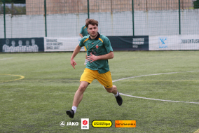 <a href="https://st.getinfootball.com/albums/1094388/68190a5114cb6_1920.jpg" target="_blank">Завантажити оригінал</a>