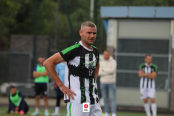 <a href="https://st.getinfootball.com/albums/1094430/681a7c5e7a64a_1920.jpg" target="_blank">Download original</a>