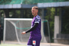 <a href="https://st.getinfootball.com/albums/1094432/681a7f6aa725a_1920.jpg" target="_blank">Download original</a>