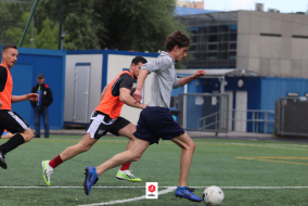 <a href="https://st.getinfootball.com/albums/1094433/681a80f1dd8e4_1920.jpg" target="_blank">Download original</a>