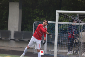 <a href="https://st.getinfootball.com/albums/1094439/681a87bf6d4bd_1920.jpg" target="_blank">Download original</a>