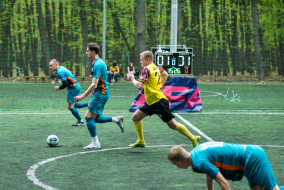 <a href="https://st.getinfootball.com/albums/1094452/681babe7d4ea2_1920.jpg" target="_blank">Завантажити оригінал</a>