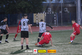 <a href="https://st.getinfootball.com/albums/1094564/6823555ccb151_1920.jpg" target="_blank">Завантажити оригінал</a>