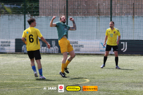 <a href="https://st.getinfootball.com/albums/1094571/682359290b5fa_1920.jpg" target="_blank">Завантажити оригінал</a>