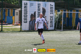 <a href="https://st.getinfootball.com/albums/1094572/682359883d88c_1920.jpg" target="_blank">Завантажити оригінал</a>