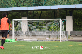 <a href="https://st.getinfootball.com/albums/1094643/68287bc33ec61_1920.jpg" target="_blank">Download original</a>