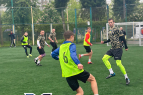<a href="https://st.getinfootball.com/albums/1094652/68288fd0bc4b6_1920.jpeg" target="_blank">Завантажити оригінал</a>