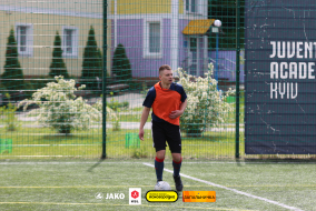 <a href="https://st.getinfootball.com/albums/1094739/682cd55d08e2d_1920.jpg" target="_blank">Завантажити оригінал</a>