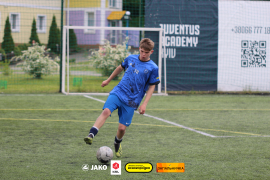 <a href="https://st.getinfootball.com/albums/1094740/682cd69aee327_1920.jpg" target="_blank">Завантажити оригінал</a>
