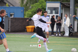 <a href="https://st.getinfootball.com/albums/1094773/682e44e52d2d7_1920.jpg" target="_blank">Download original</a>