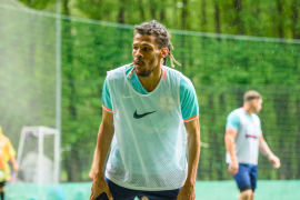 <a href="https://st.getinfootball.com/albums/1094827/683462e353289_1920.jpg" target="_blank">Завантажити оригінал</a>
