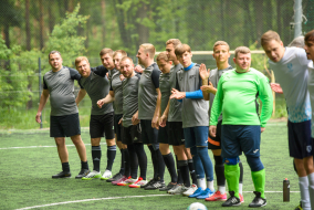 <a href="https://st.getinfootball.com/albums/1094852/683566671a77d_1920.jpg" target="_blank">Завантажити оригінал</a>