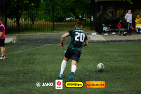 <a href="https://st.getinfootball.com/albums/1094930/6837627342e56_1920.jpg" target="_blank">Завантажити оригінал</a>