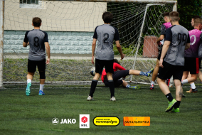 <a href="https://st.getinfootball.com/albums/1094935/683764ffc05de_1920.jpg" target="_blank">Завантажити оригінал</a>