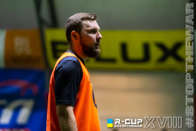 <a href="https://st.getinfootball.com/albums/1095023/683f46d286806_1920.jpg" target="_blank">Завантажити оригінал</a>