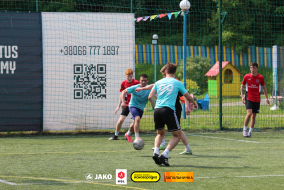 <a href="https://st.getinfootball.com/albums/1095079/6840bfdb49349_1920.jpg" target="_blank">Завантажити оригінал</a>