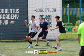<a href="https://st.getinfootball.com/albums/1095080/6840bf2a1543b_1920.jpg" target="_blank">Завантажити оригінал</a>