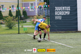 <a href="https://st.getinfootball.com/albums/1095081/6840bffc682b5_1920.jpg" target="_blank">Завантажити оригінал</a>