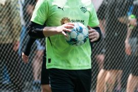 <a href="https://st.getinfootball.com/albums/1095105/68418511a5e8f_1920.jpg" target="_blank">Завантажити оригінал</a>