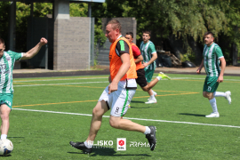 <a href="https://st.getinfootball.com/albums/1095118/68419610c1802_1920.jpg" target="_blank">Download original</a>