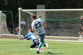 <a href="https://st.getinfootball.com/albums/1095120/68419a343a0ca_1920.jpg" target="_blank">Download original</a>