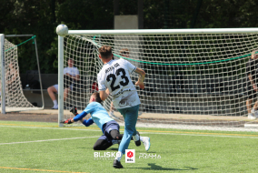 <a href="https://st.getinfootball.com/albums/1095120/68419a343a0ca_1920.jpg" target="_blank">Download original</a>