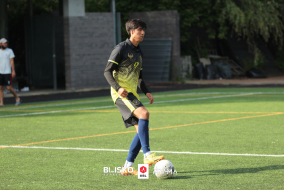 <a href="https://st.getinfootball.com/albums/1095128/6841a2780f1d3_1920.jpg" target="_blank">Download original</a>