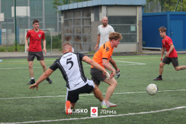<a href="https://st.getinfootball.com/albums/1095130/6841a44458384_1920.jpg" target="_blank">Download original</a>
