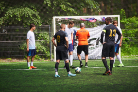 <a href="https://st.getinfootball.com/albums/1095140/68430c8b8d0ed_1920.jpg" target="_blank">Завантажити оригінал</a>