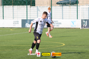 <a href="https://st.getinfootball.com/albums/1095159/6847248aa41ac_1920.jpg" target="_blank">Завантажити оригінал</a>