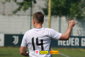 <a href="https://st.getinfootball.com/albums/1095160/6847271aef086_1920.jpg" target="_blank">Завантажити оригінал</a>