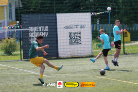 <a href="https://st.getinfootball.com/albums/1095161/68472a82d1734_1920.jpg" target="_blank">Завантажити оригінал</a>