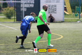 <a href="https://st.getinfootball.com/albums/1095162/68472cb6b2581_1920.jpg" target="_blank">Завантажити оригінал</a>